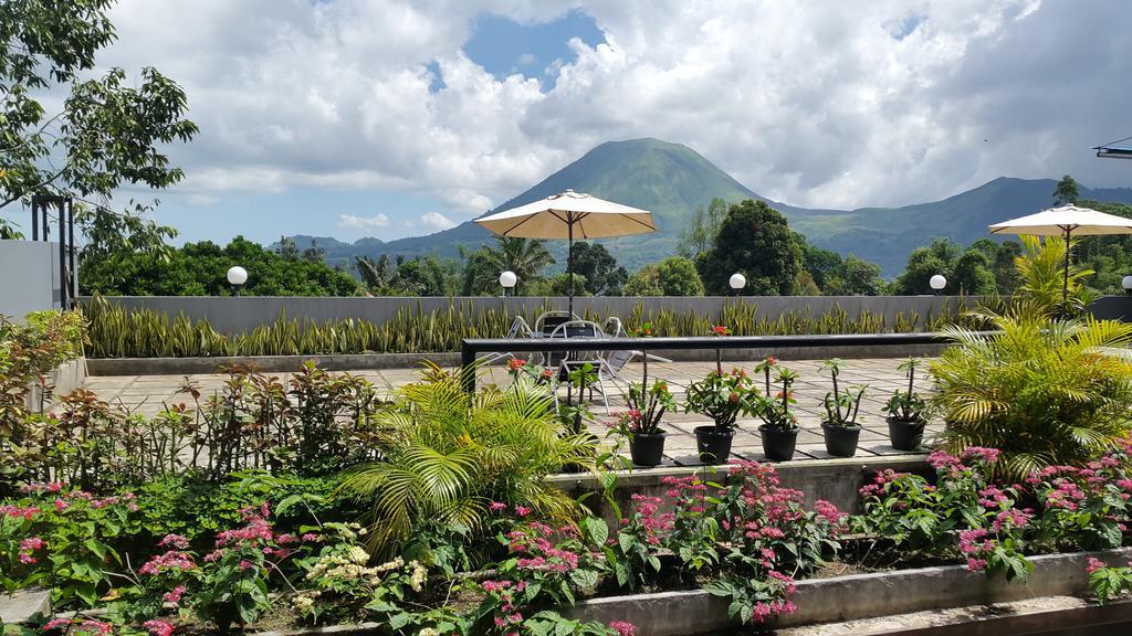 Jhoanie Hotel Tomohon Quarto foto